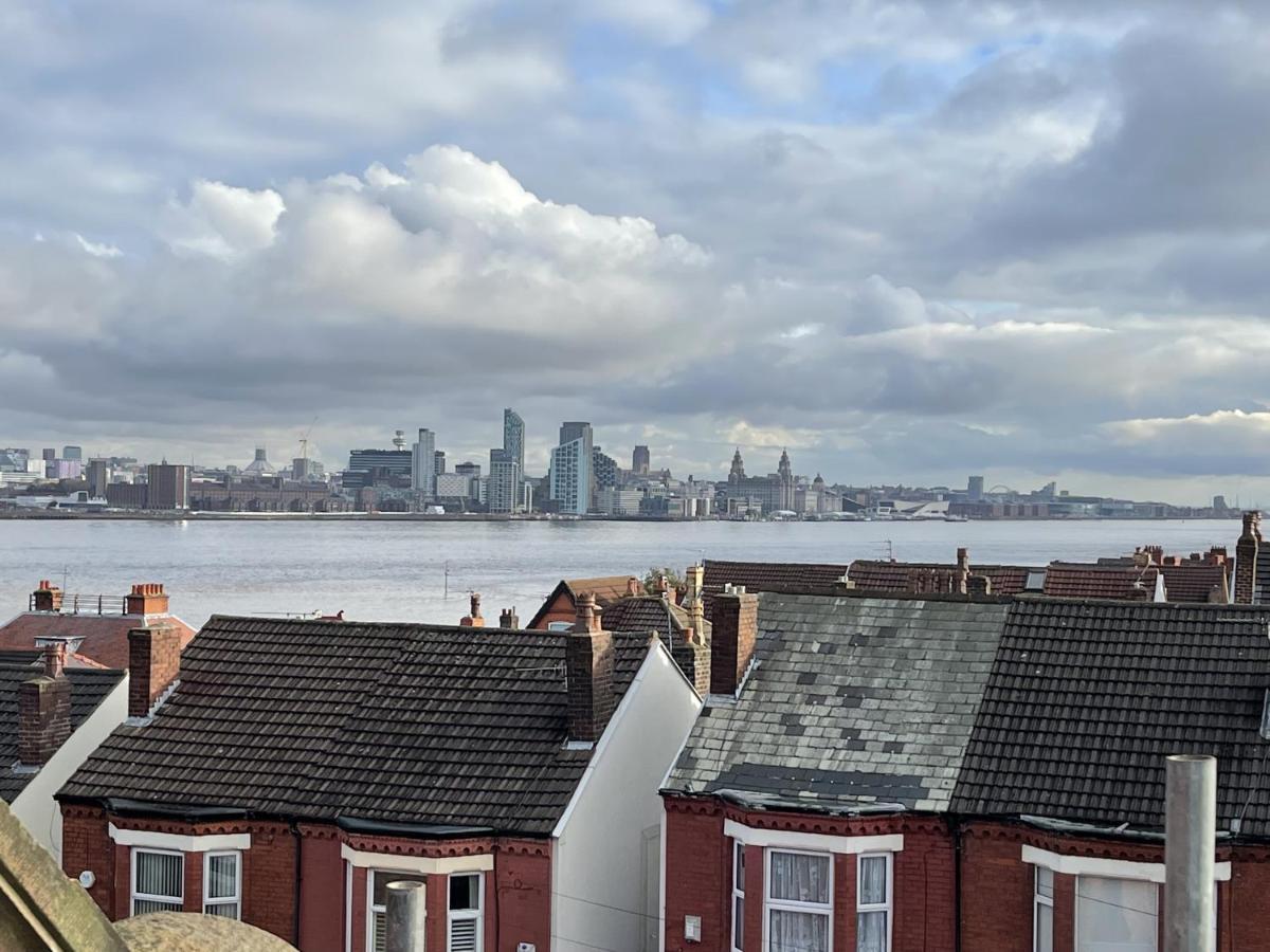 Gibson Manor Apartments Wallasey Bagian luar foto